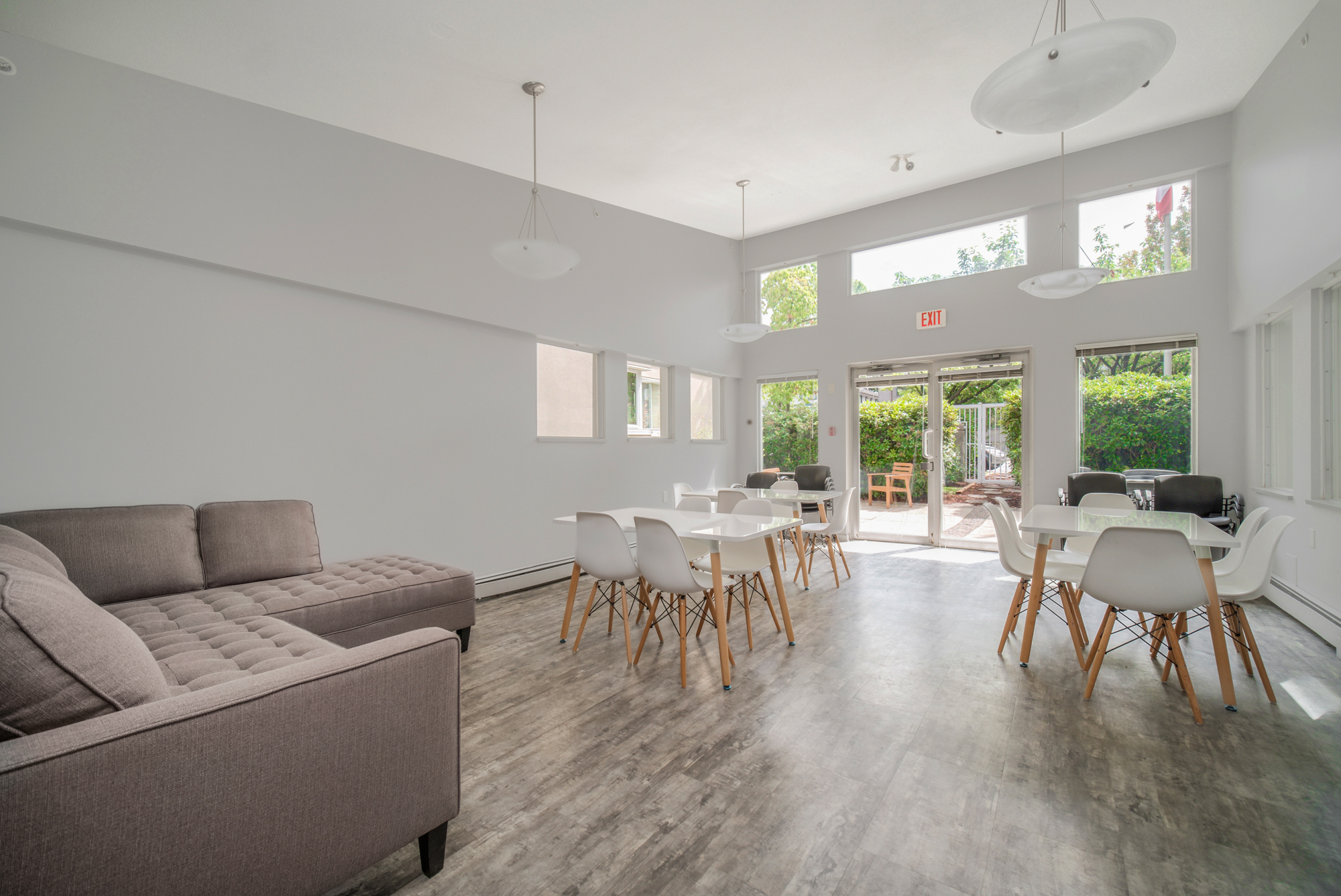 Social Room and Co-Working Space