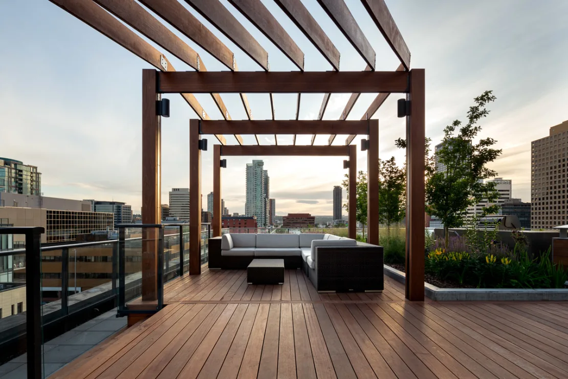 sodo residences amenities outdoor terrace